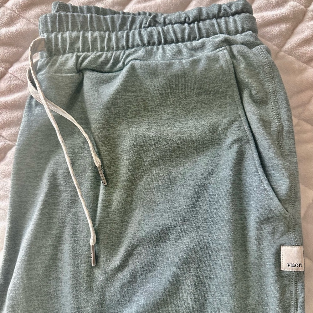Vuori Super Soft Green Joggers